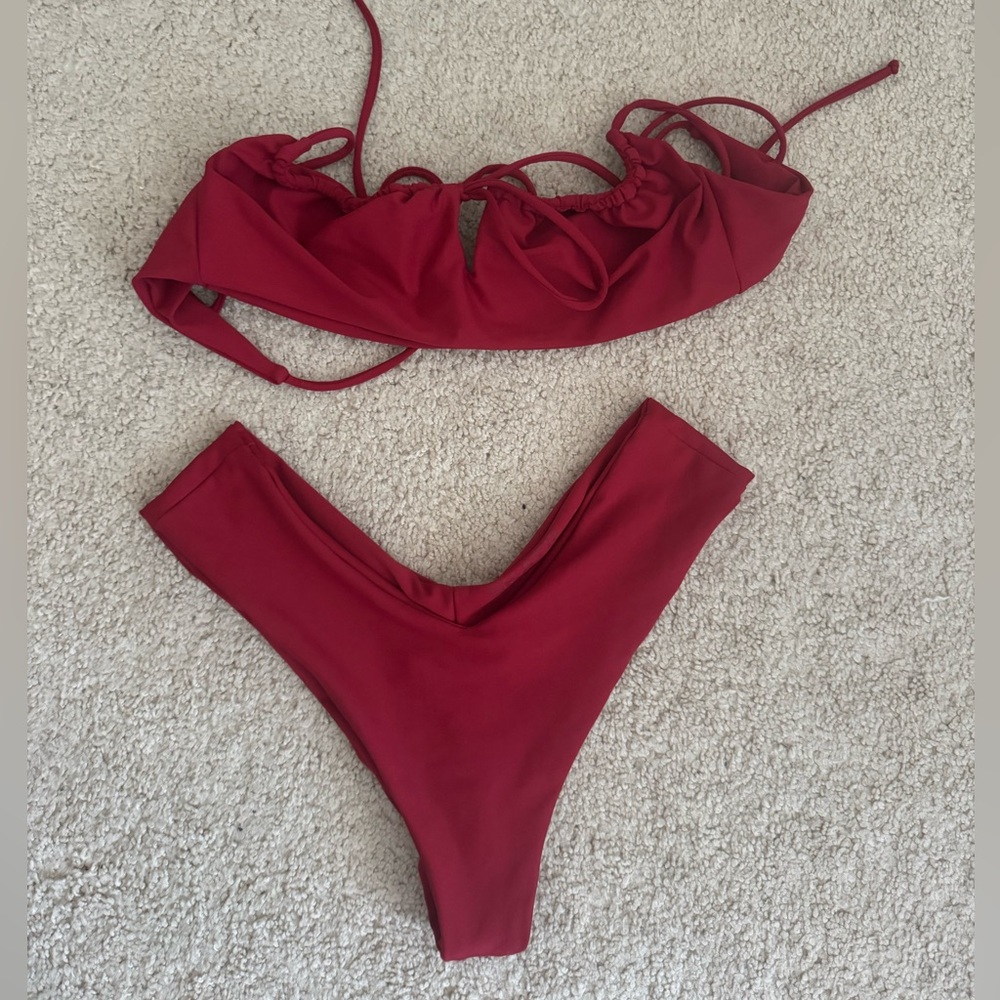 Skatie red bikini set